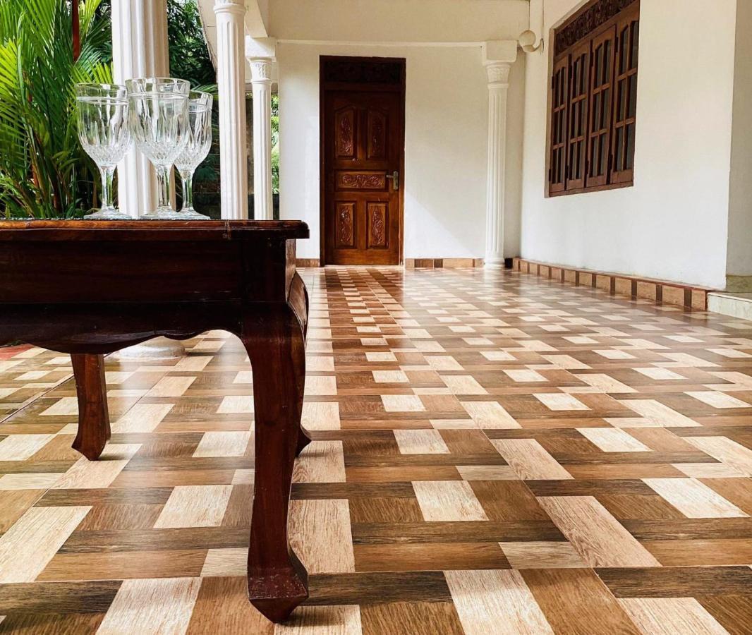 Grand Refuge Holiday Rooms Anuradhapura Exterior photo